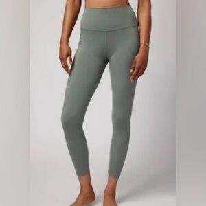 Spiritual Gangster Nova Dream Tech Leggings